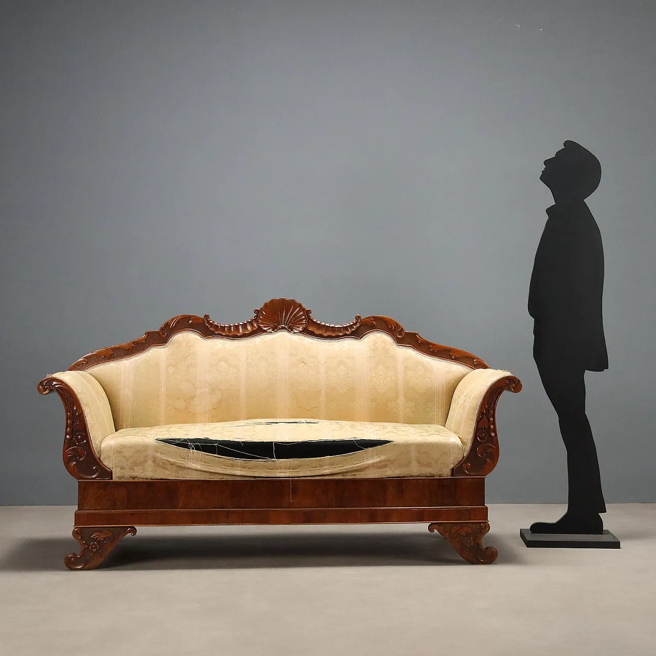 Boat sofa in walnut, 19th century 3