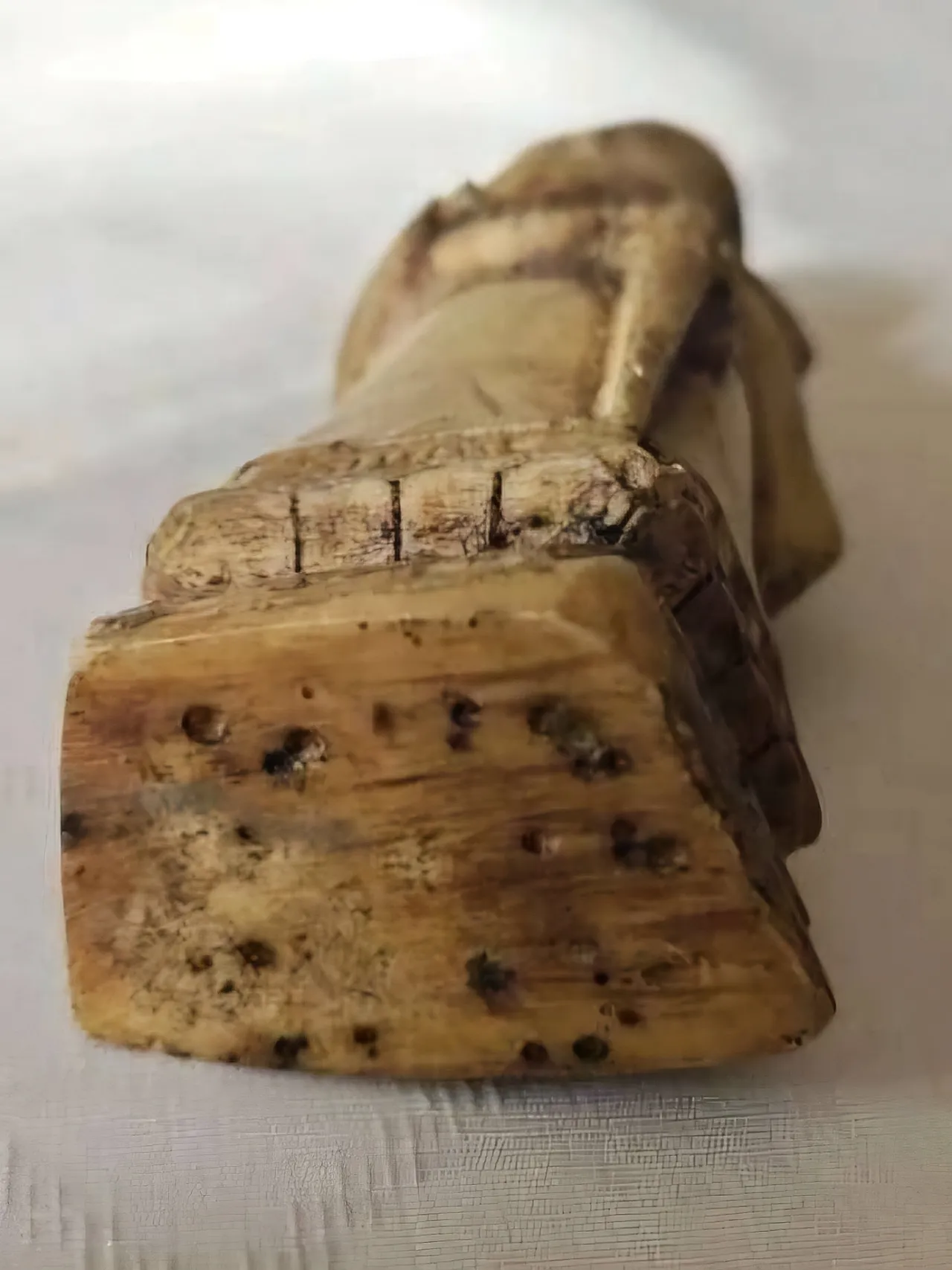 Carved Chinese Ivory Warrior Figure Ming/Quing Dynasty 9