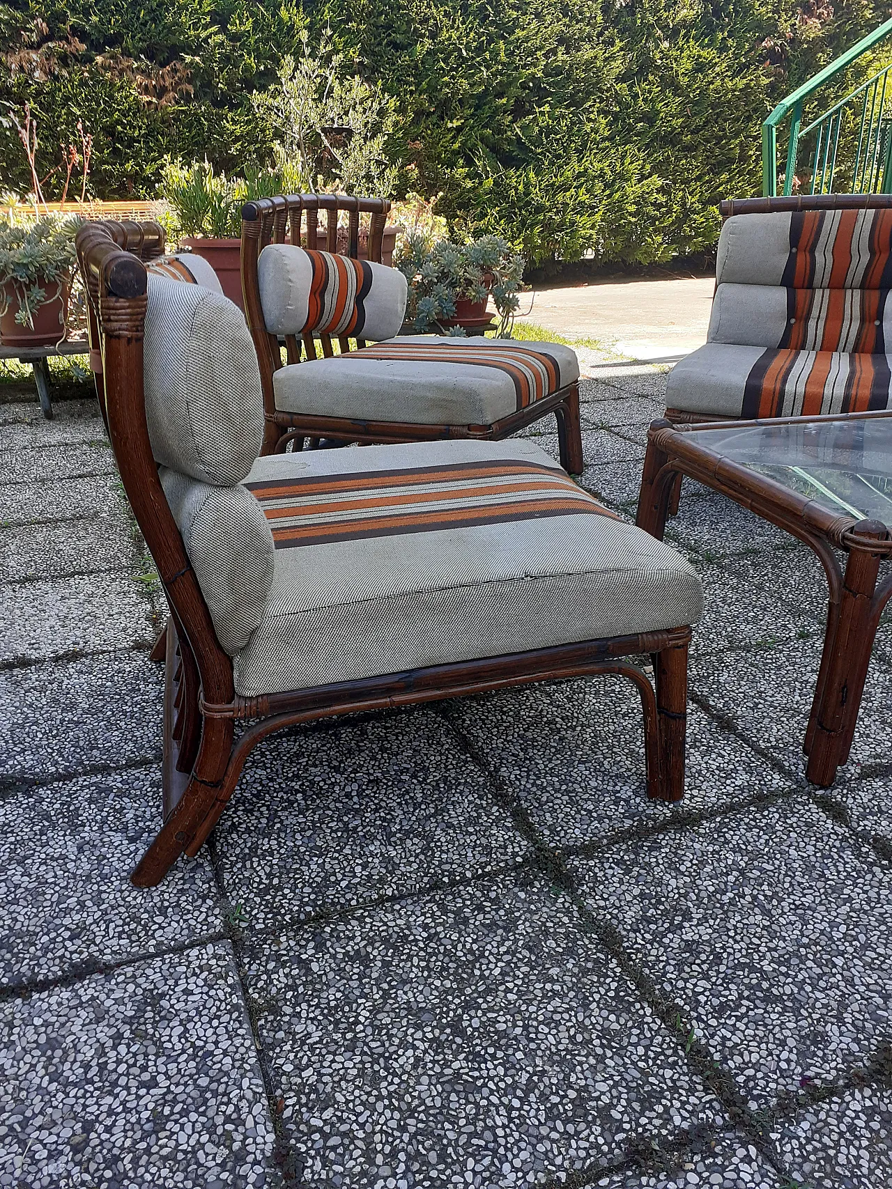 Bamboo table with armchairs, late 20th century 4