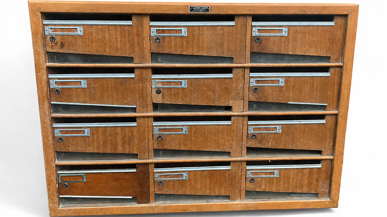 Letterbox, 1950s 6