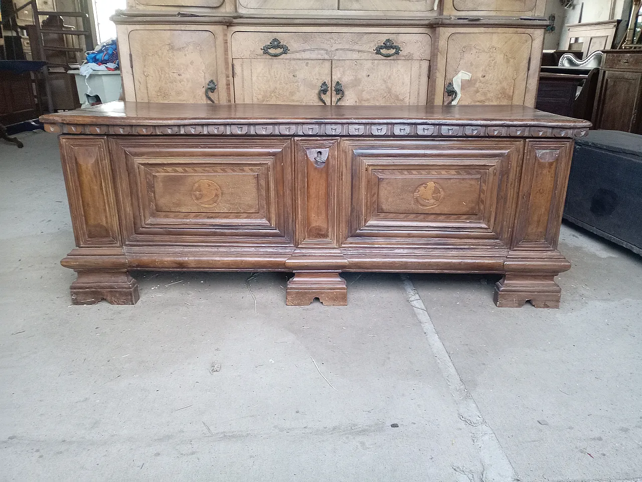 Northern Italian inlaid walnut chest, 17th century 1