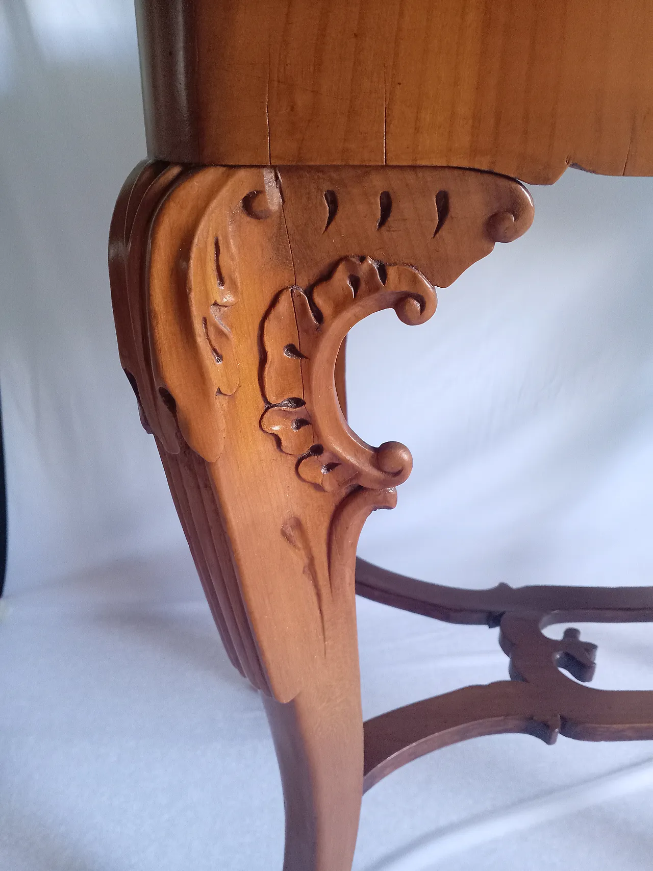 Biedermeier squared cherry console, early 19th century 14