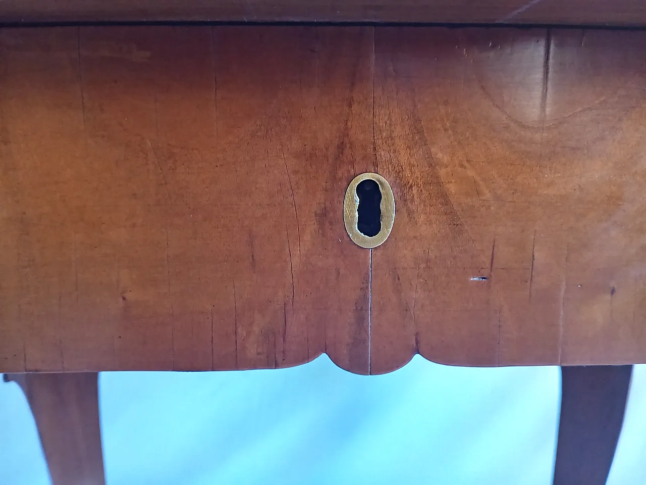 Biedermeier squared cherry console, early 19th century 23