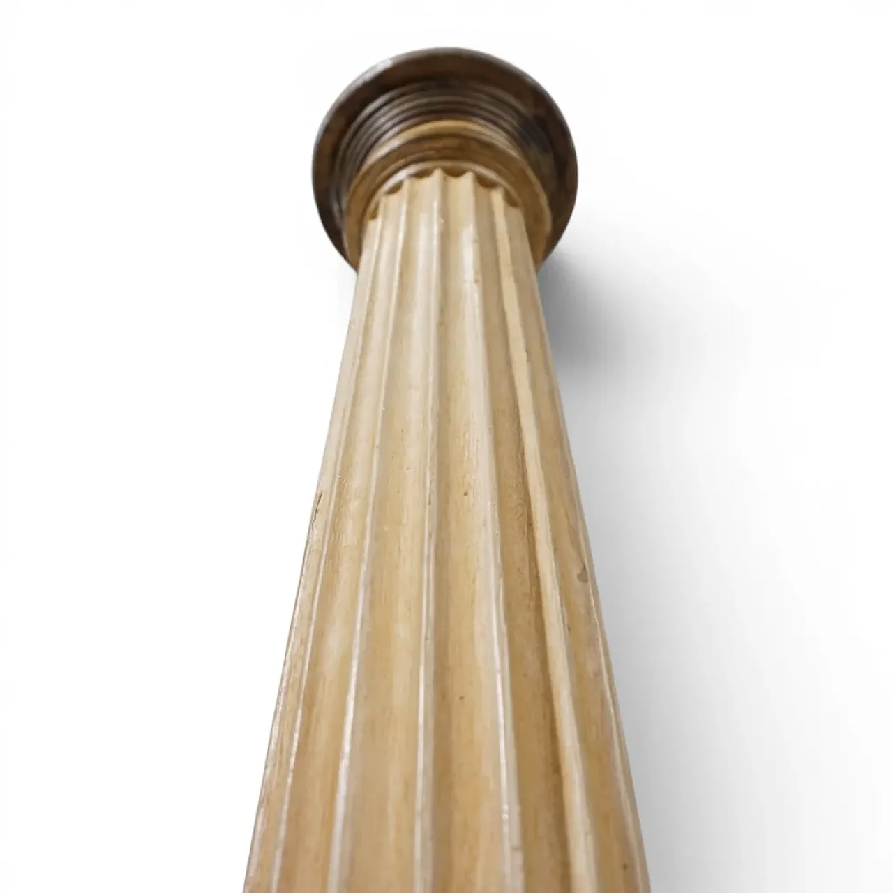 Candeliere scultoreo in legno per chiesa, '800 3