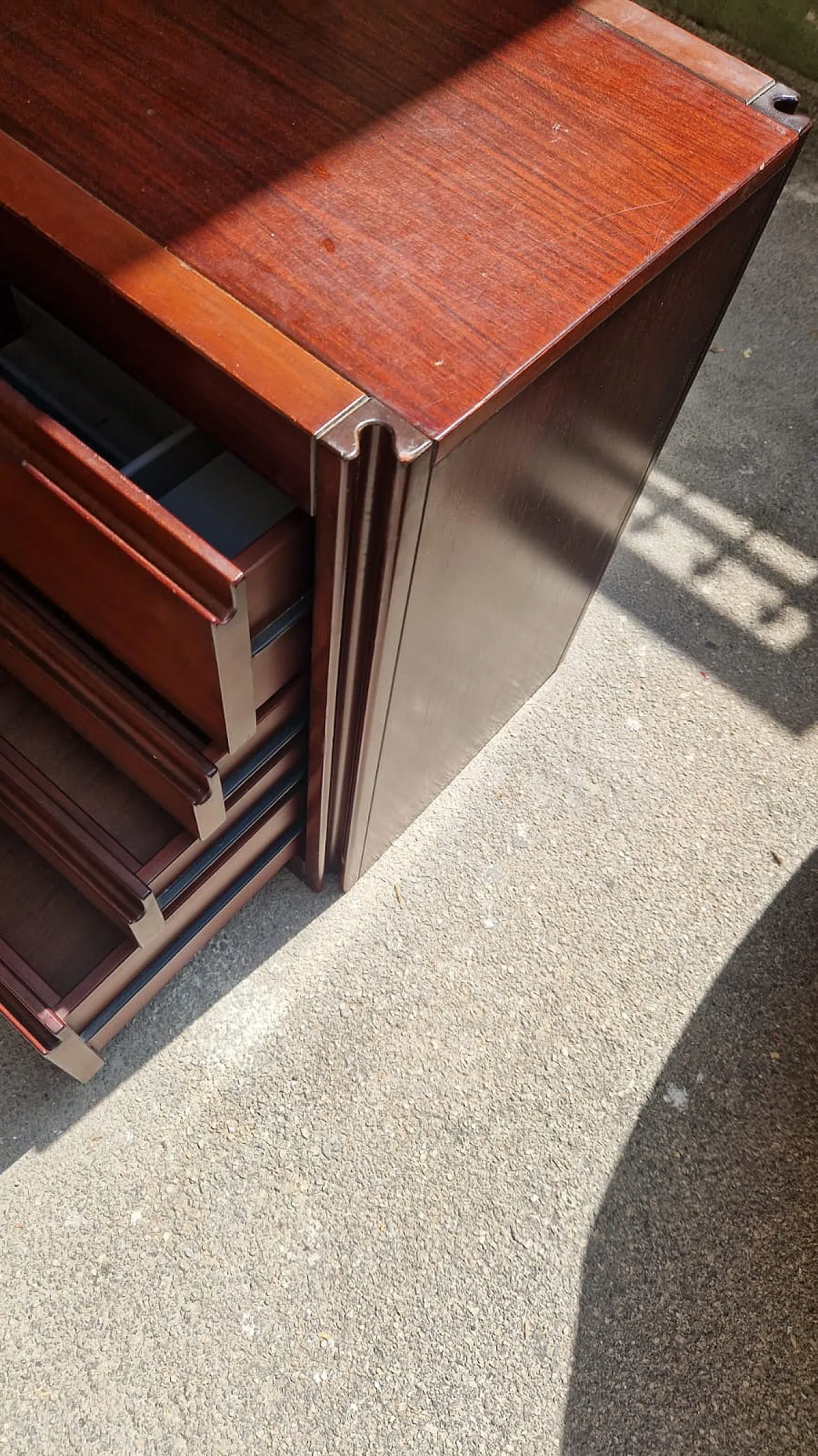 Cassettiera in legno con piano in marmo di Angelo Mangiarotti, anni '60 10