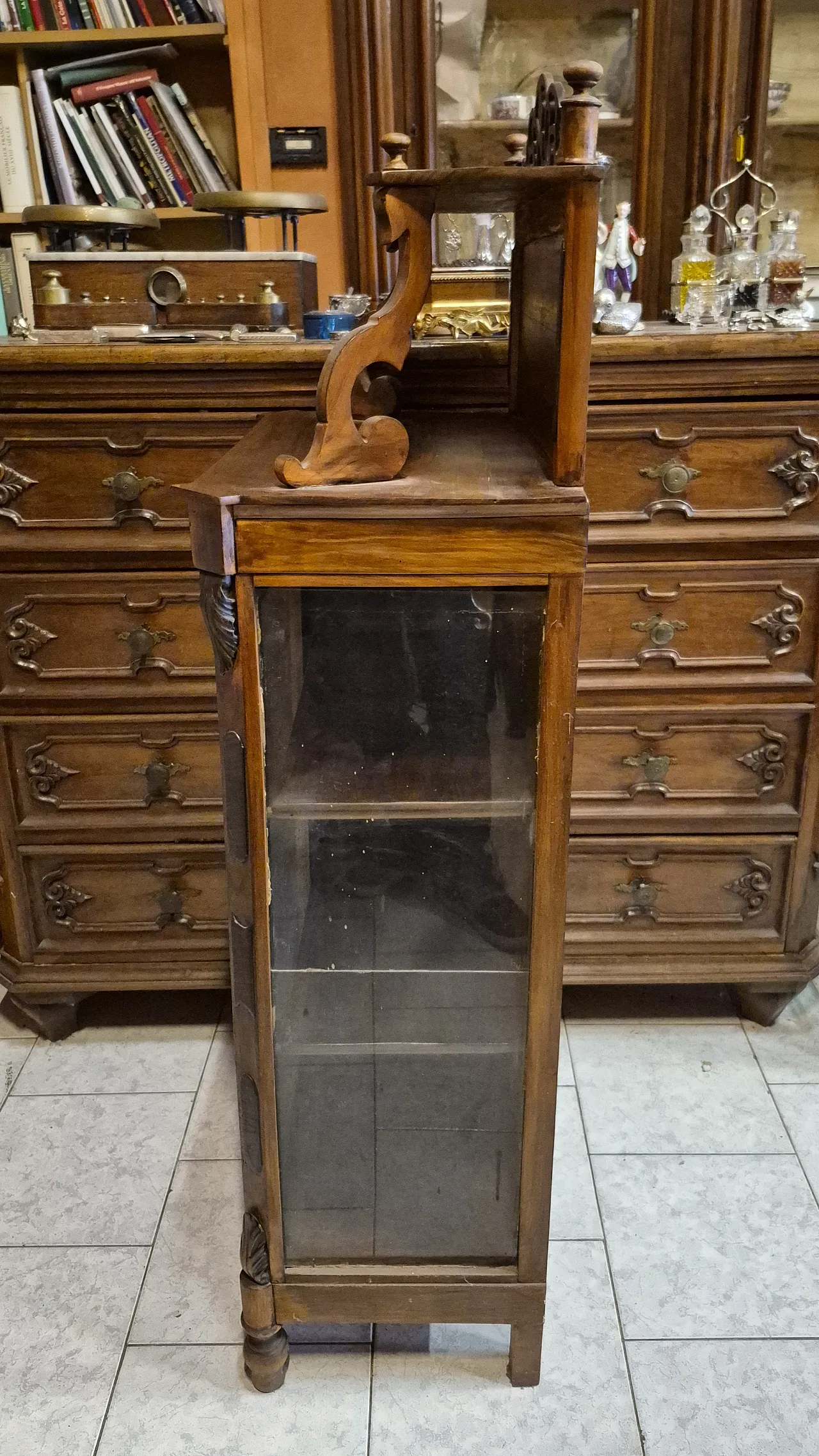 Umbertine display cabinet in walnut wood, late 19th century 5