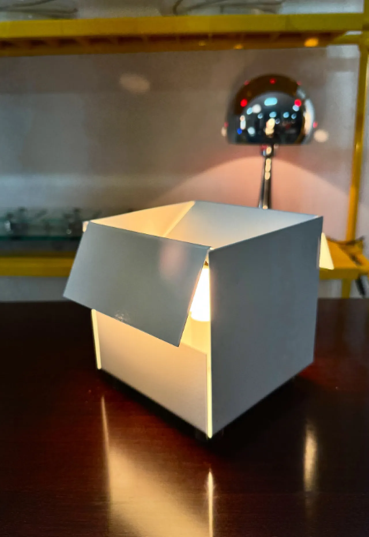 Paolo Tilche 3H superimposable cubic lamp, 1970s 1