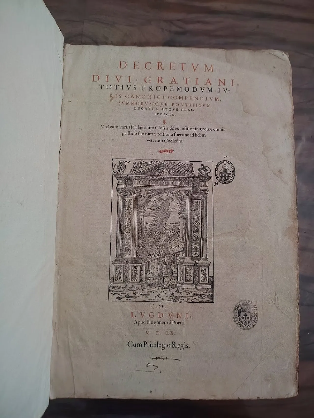 Decretum Divi Gratiani, legal work, 17th century 3