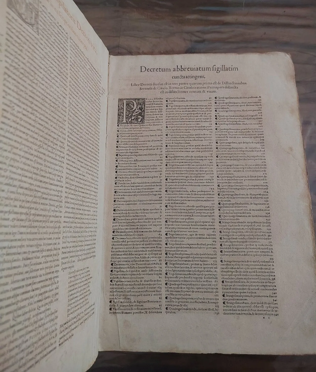 Decretum Divi Gratiani, legal work, 17th century 5