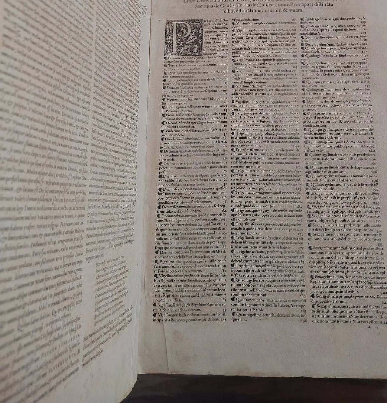 Decretum Divi Gratiani, legal work, 17th century 6