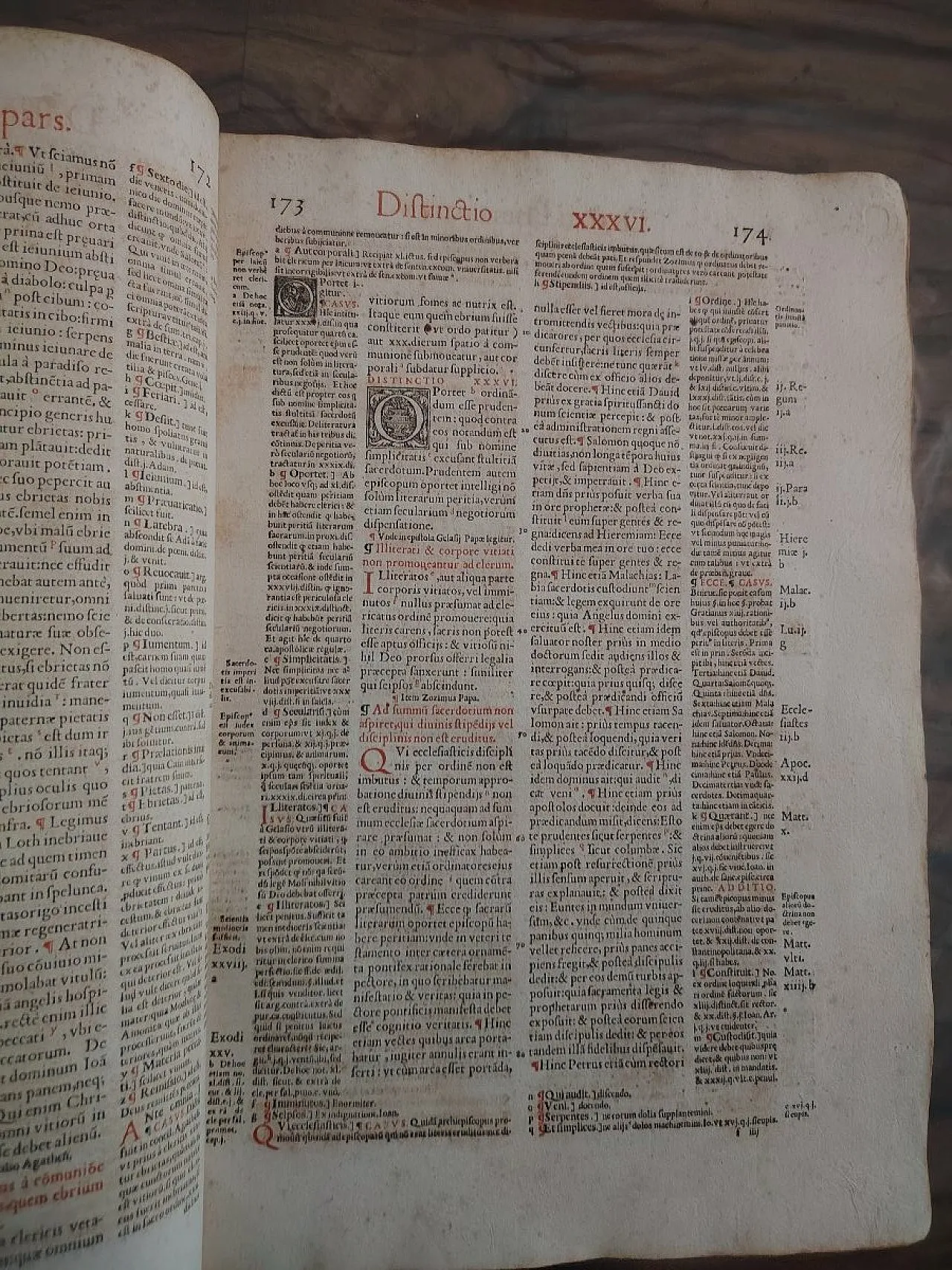 Decretum Divi Gratiani, legal work, 17th century 8