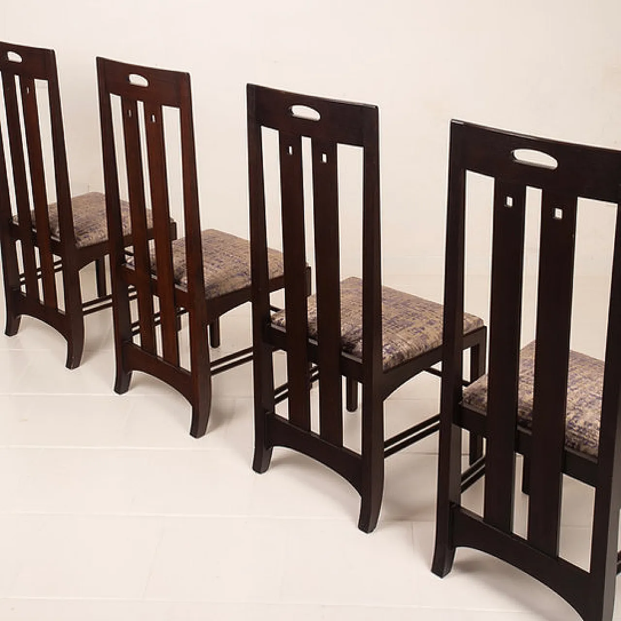 4 306 sedie basse Ingram di CR Mackintosh per Cassina, anni '80 4