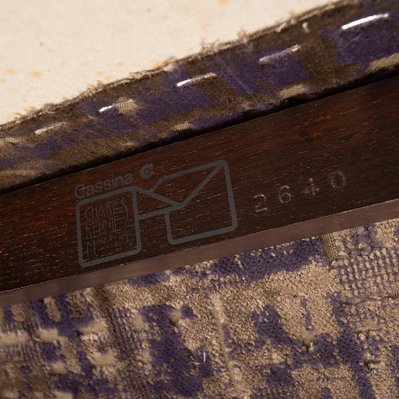 4 306 sedie basse Ingram di CR Mackintosh per Cassina, anni '80 5