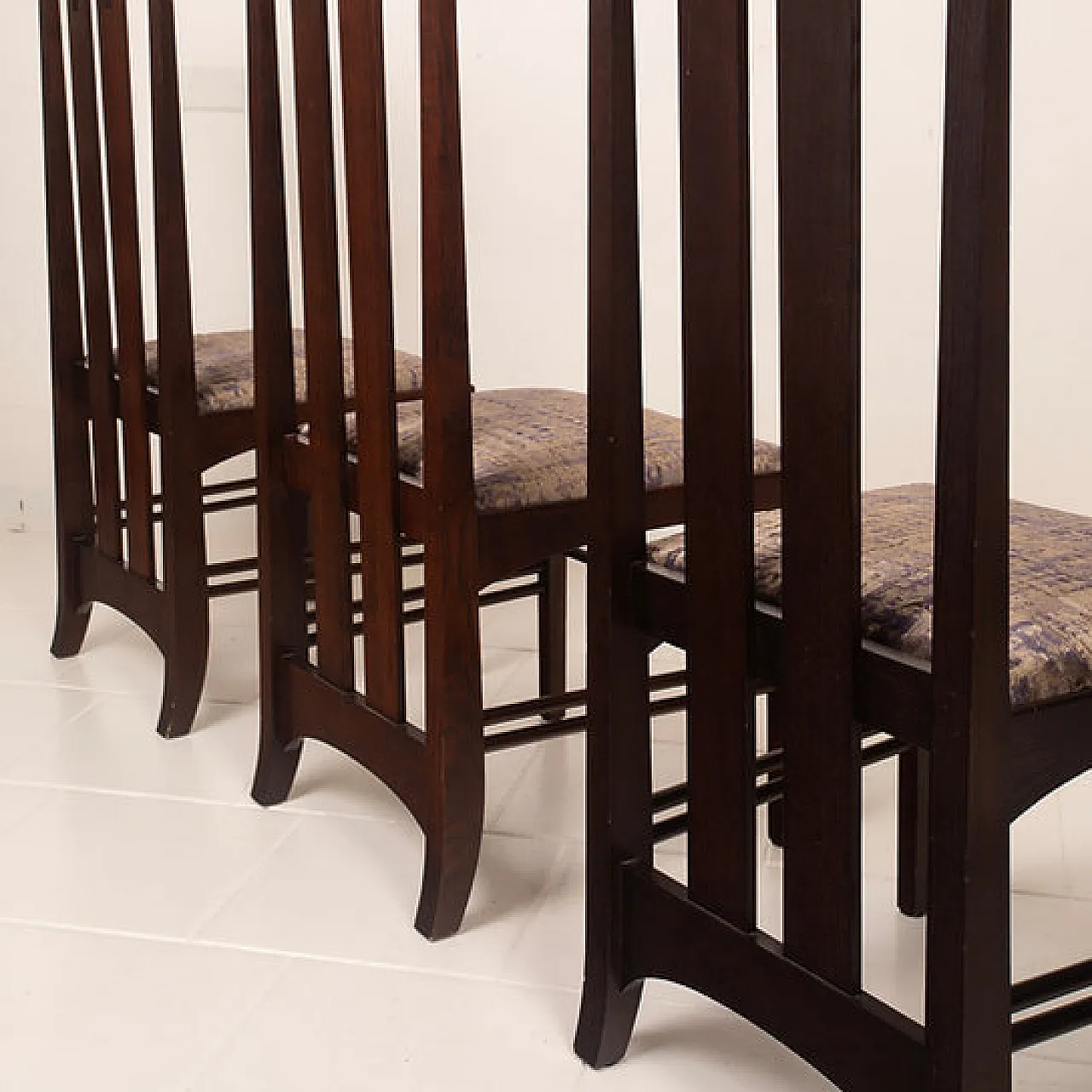 4 306 sedie basse Ingram di CR Mackintosh per Cassina, anni '80 7