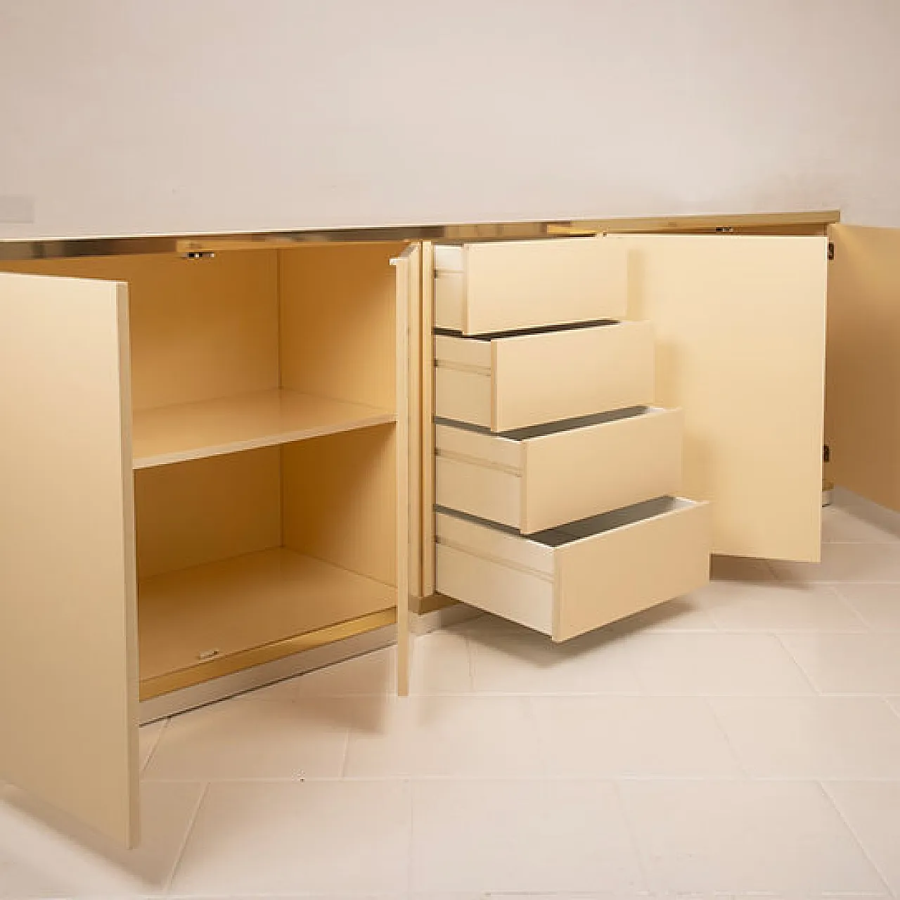 Willy Rizzo Hollywood Regency sideboard for Mario Sabo, 1970s 9