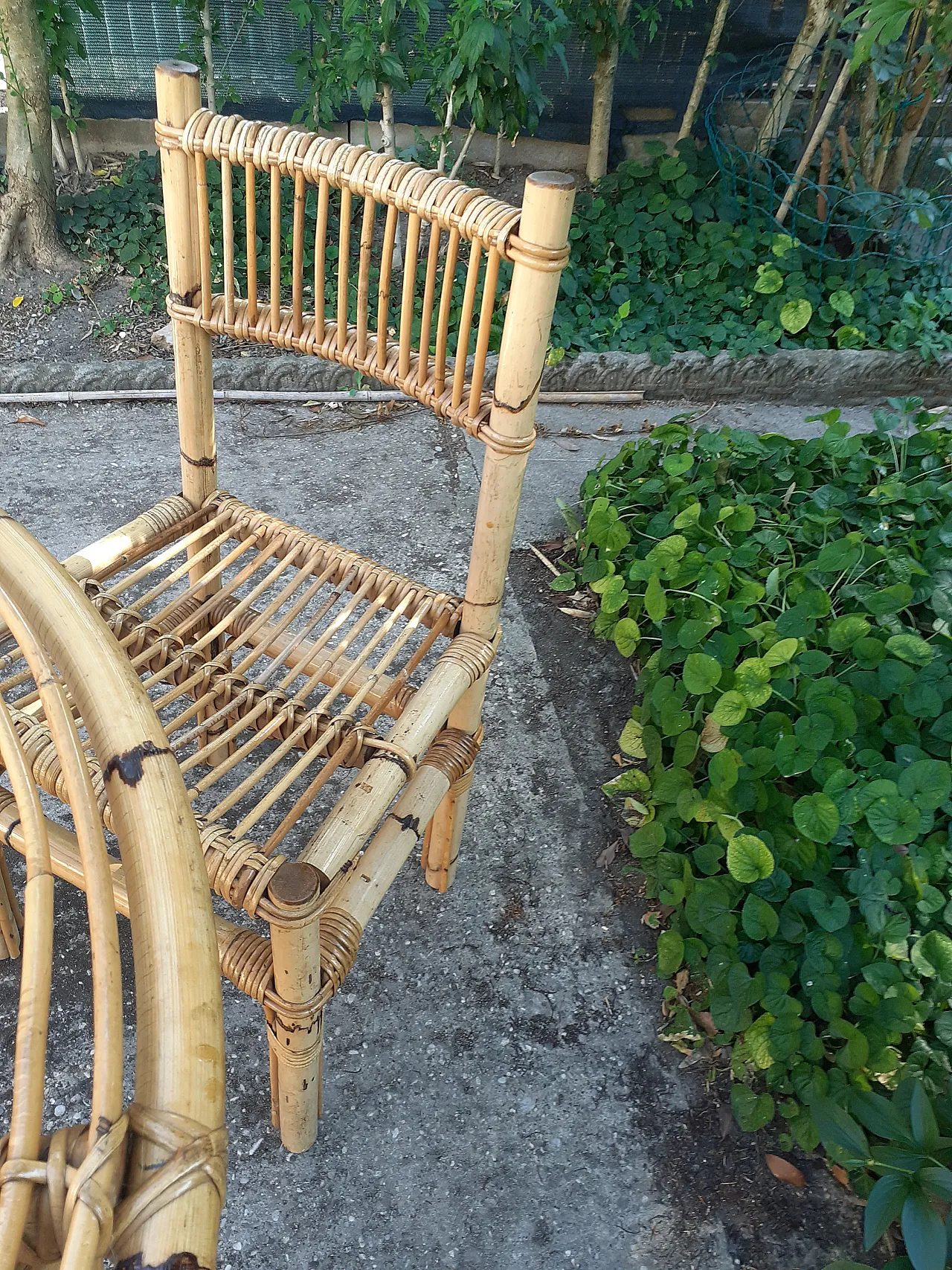 Table with 4 chairs in bamboo, 1970s 7