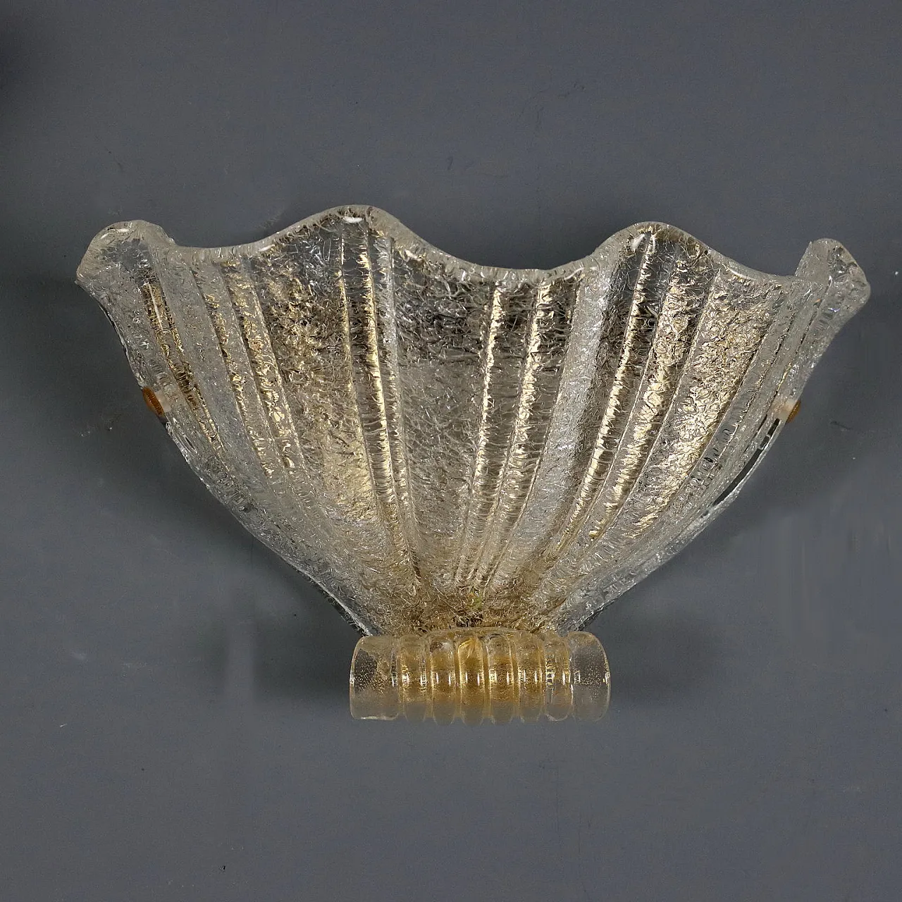 Shell shaped applique in Murano glass, 20th century 6