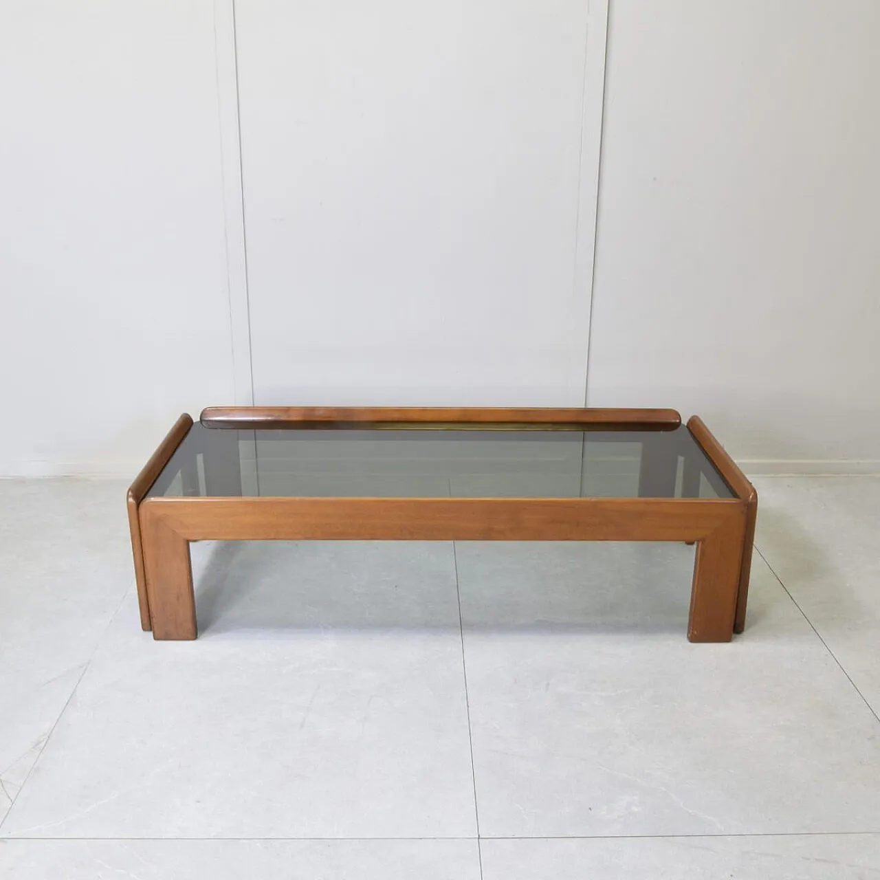 Walnut and glass table by Afra and Tobia Scarpa for Cassina, 1960s 2