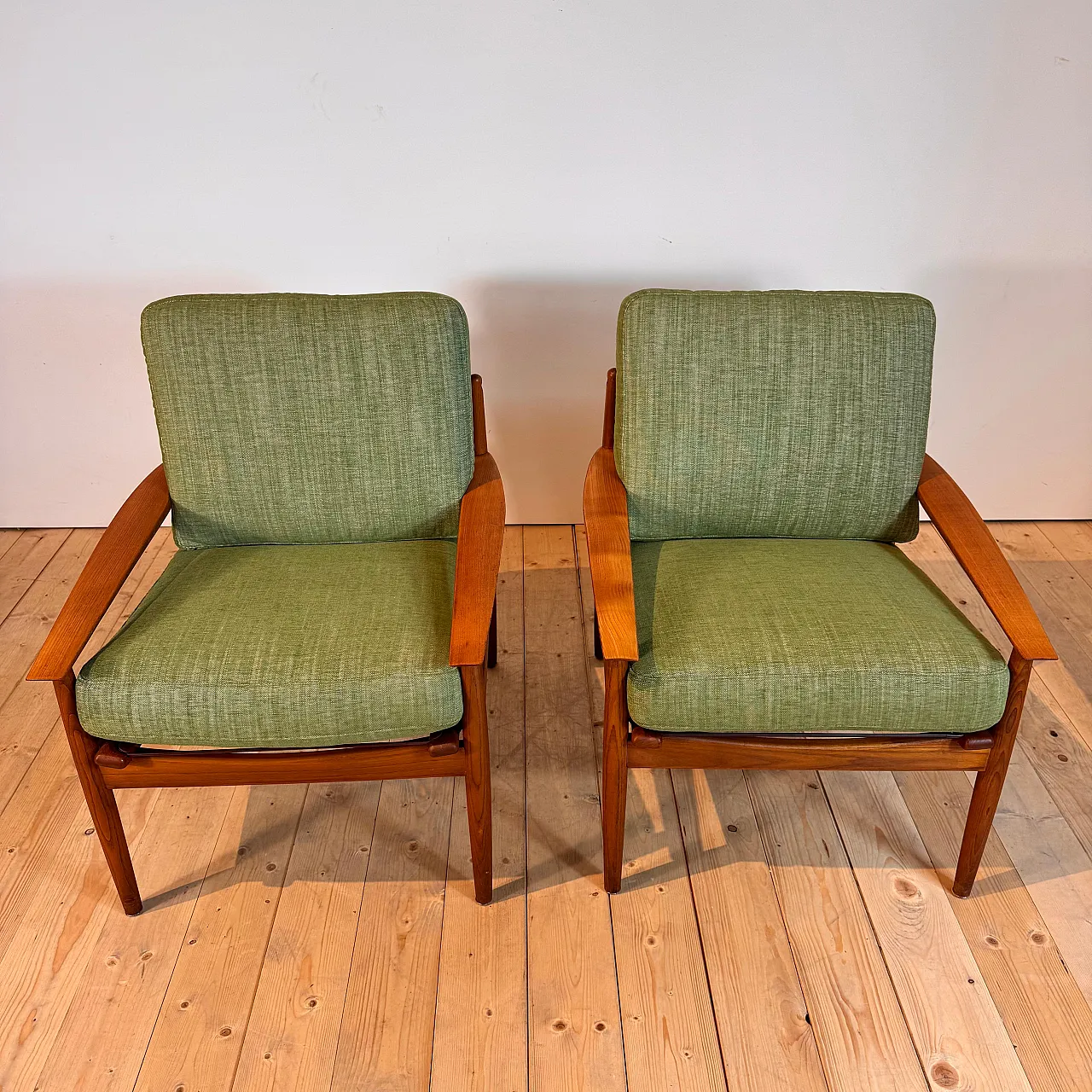 Pair of armchairs by Arne Vodder for Glostrup, 1960s 5