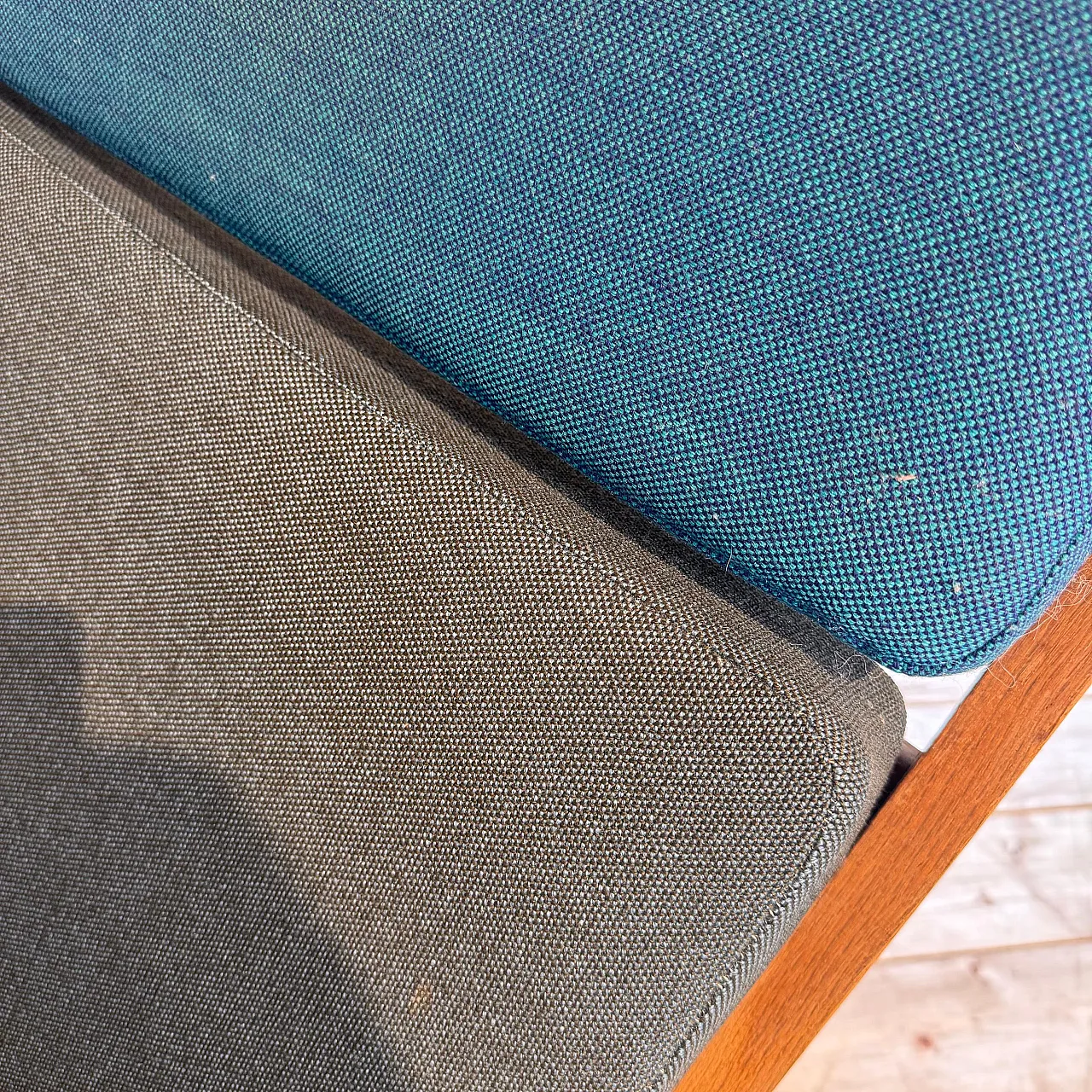 GE375 armchair by Hans J. Wegner for Getama, 1960s 7