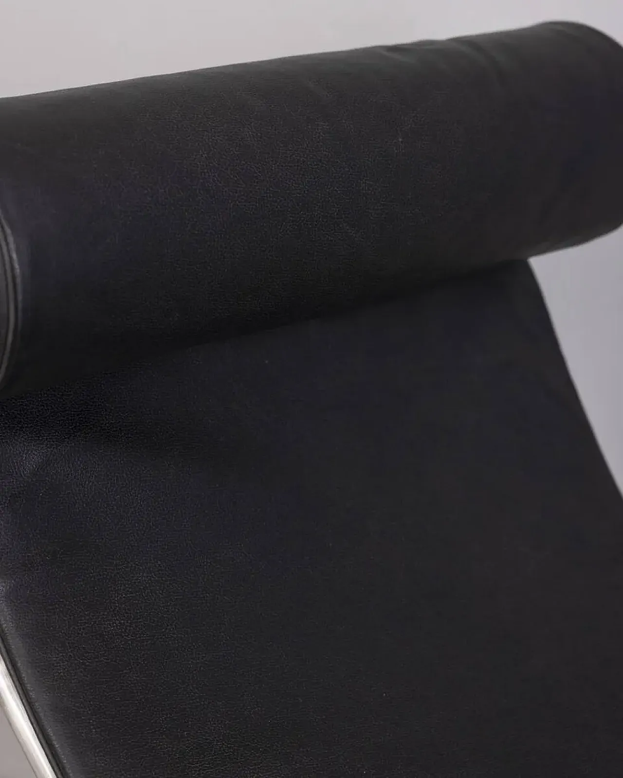 Chaise longue in metallo e pelle, anni '80 5