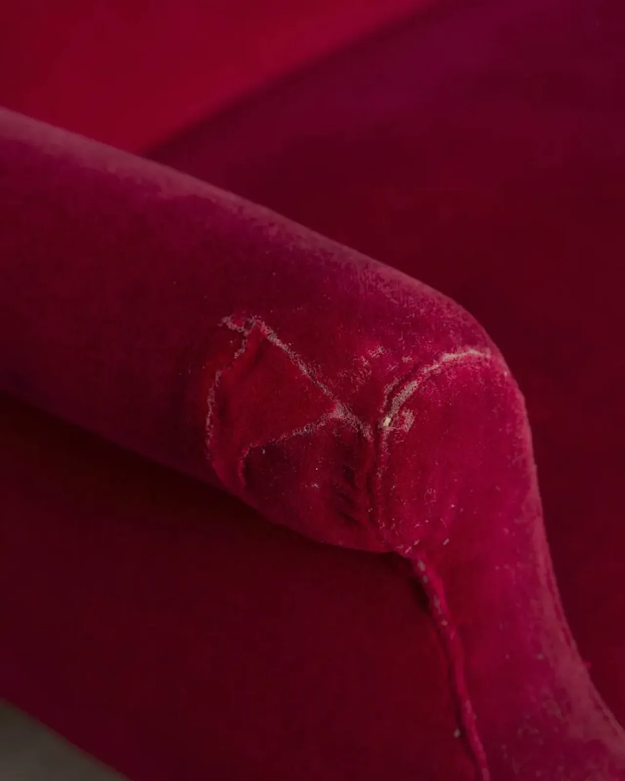 Red velvet sofa, 1950s 5