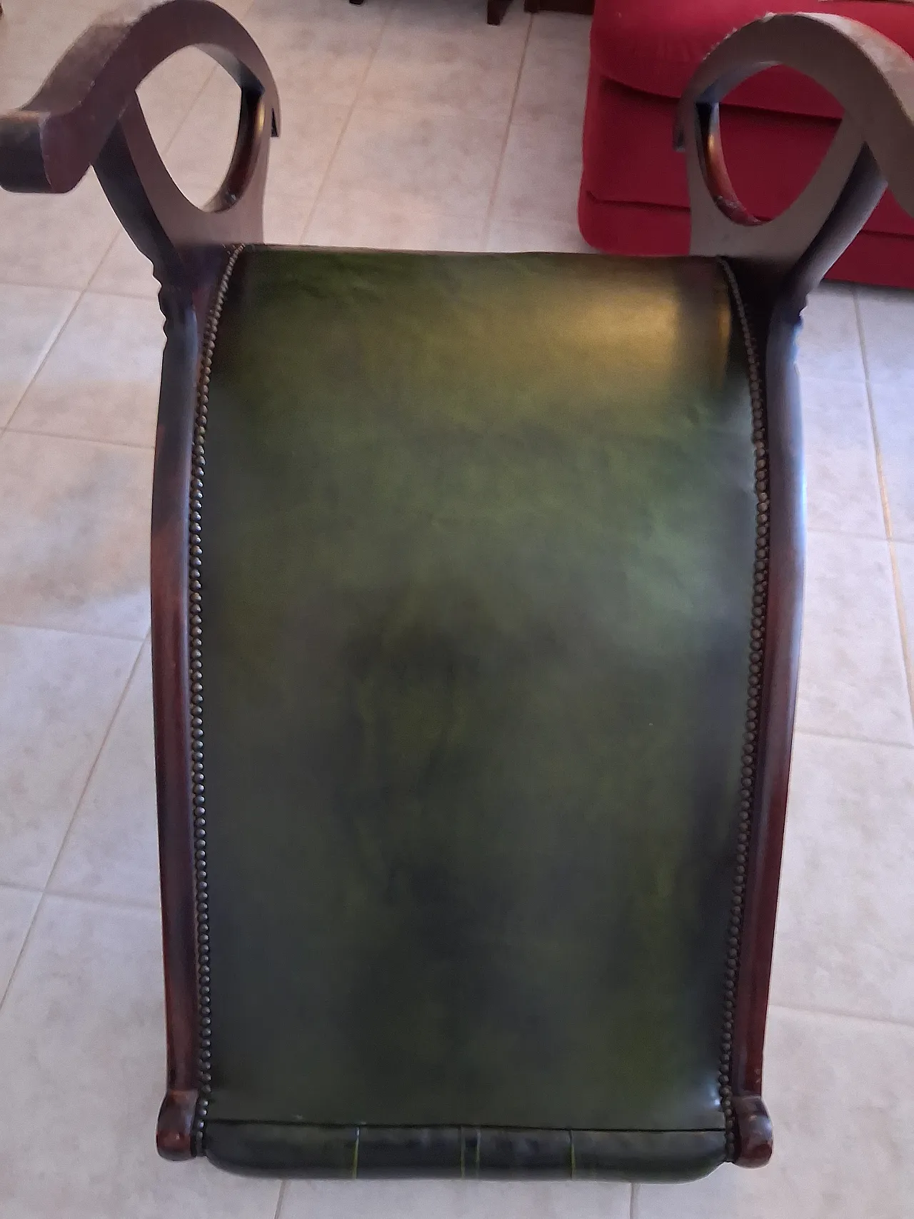 Sedia a dondolo Chesterfield in pelle e legno navale, anni '90 2