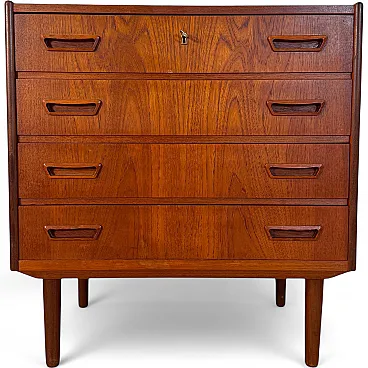 Danish Scandinavian modern teak chest of drawers, 1960s