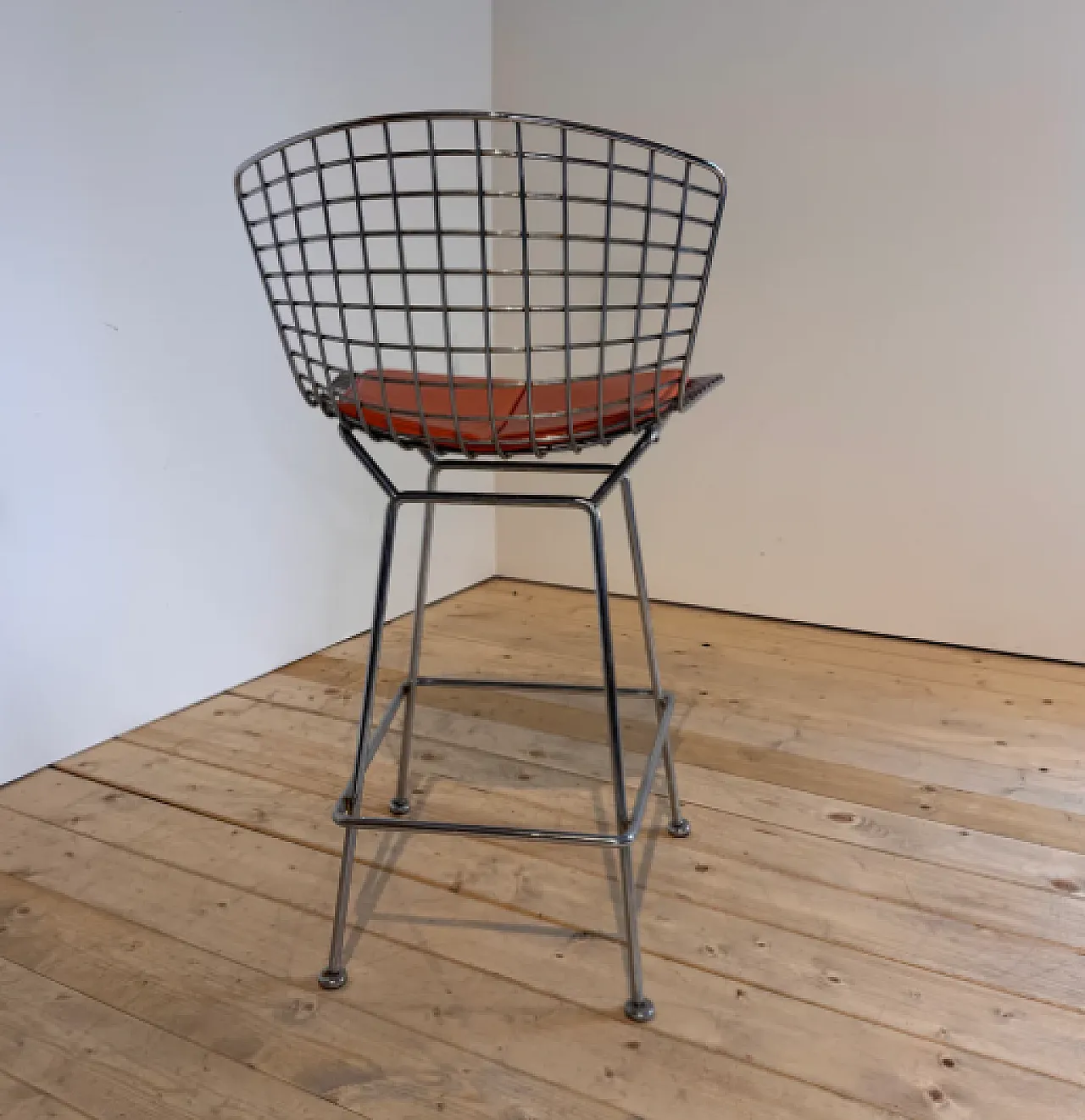 Harry Bertoia's bar stool for Knoll International, 1960s 4