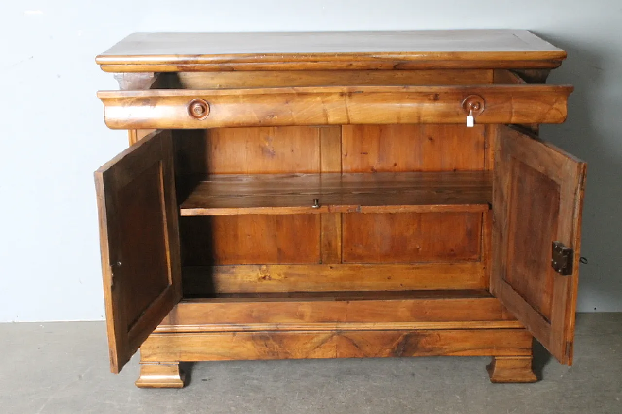 Capuchin blonde veined walnut sideboard, 19th century 5