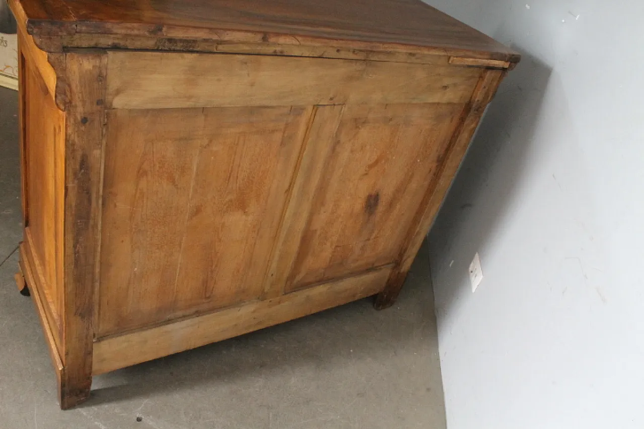 Capuchin blonde veined walnut sideboard, 19th century 9