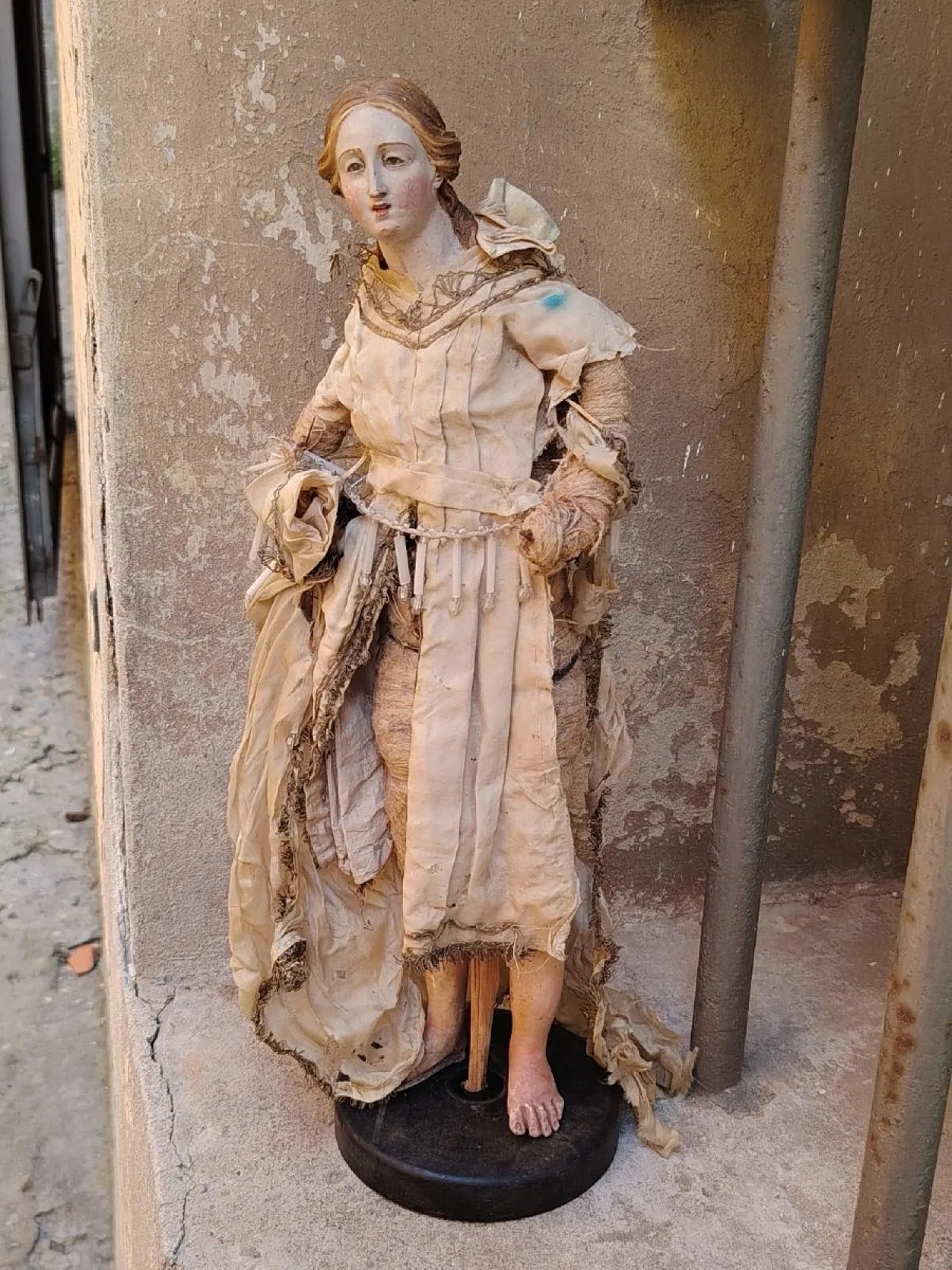 Virgin or Saint, sculpture, 18th century 2