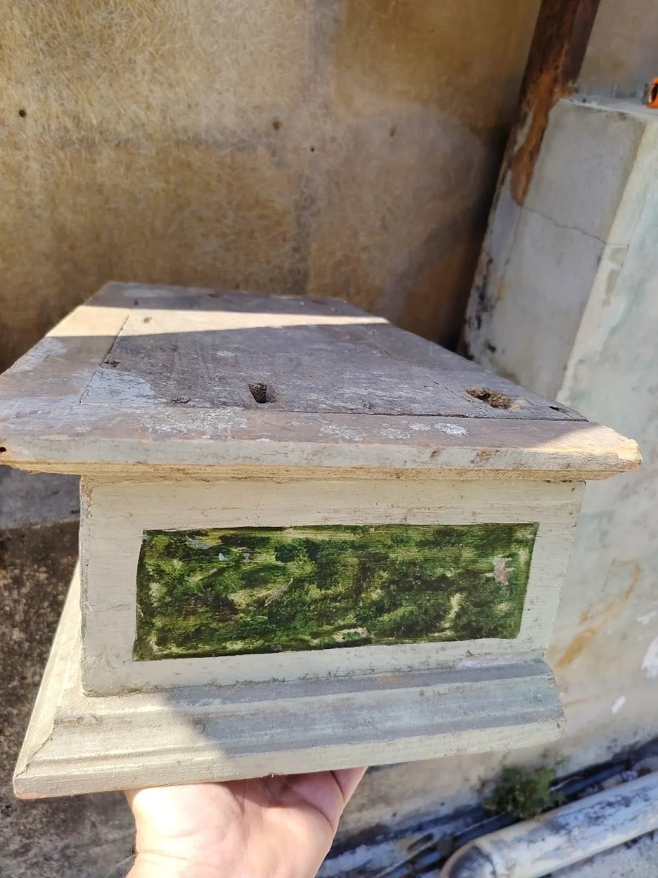 Base in legno laccato e dipinto, '700 2