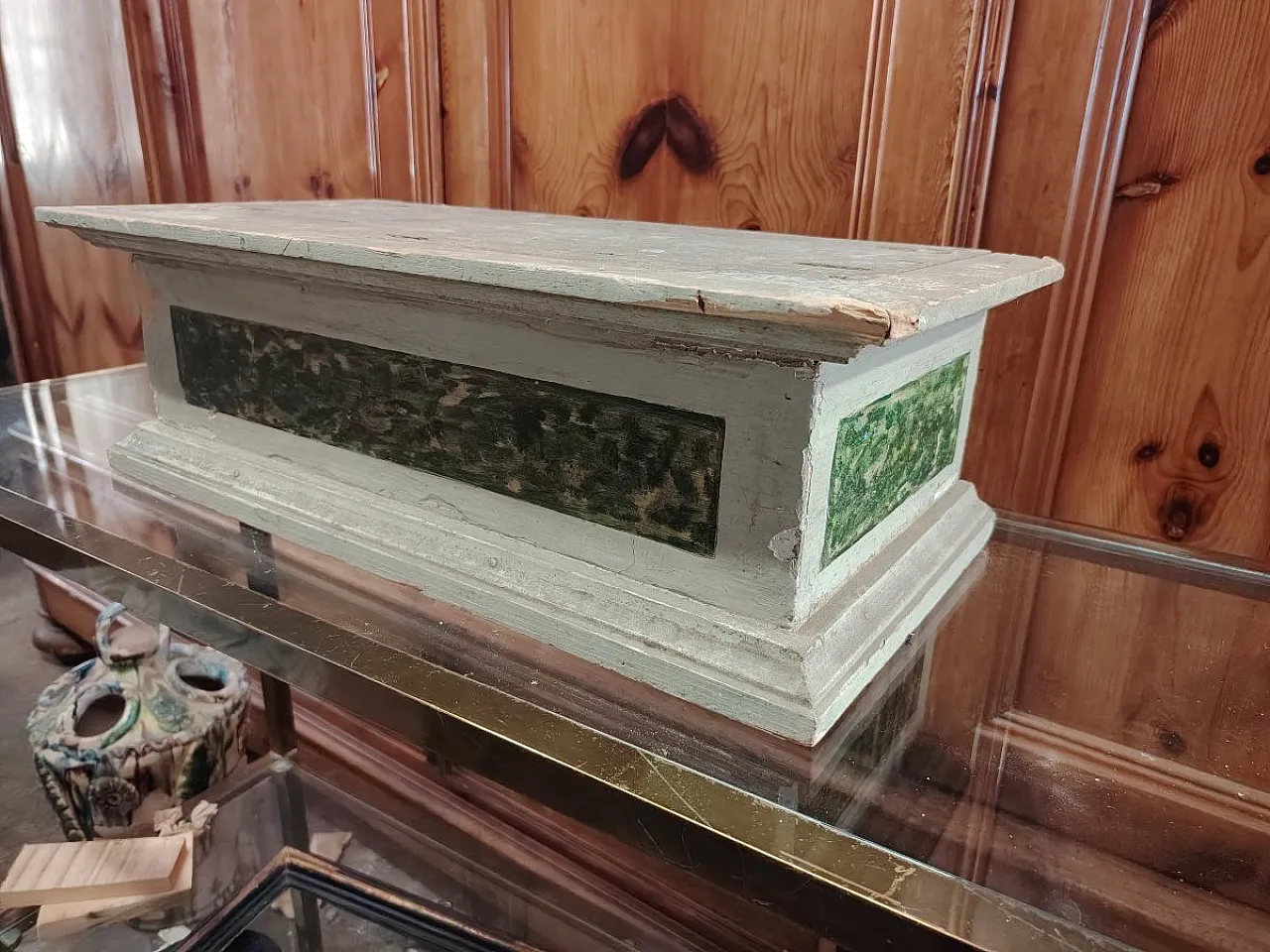 Base in legno laccato e dipinto, '700 5