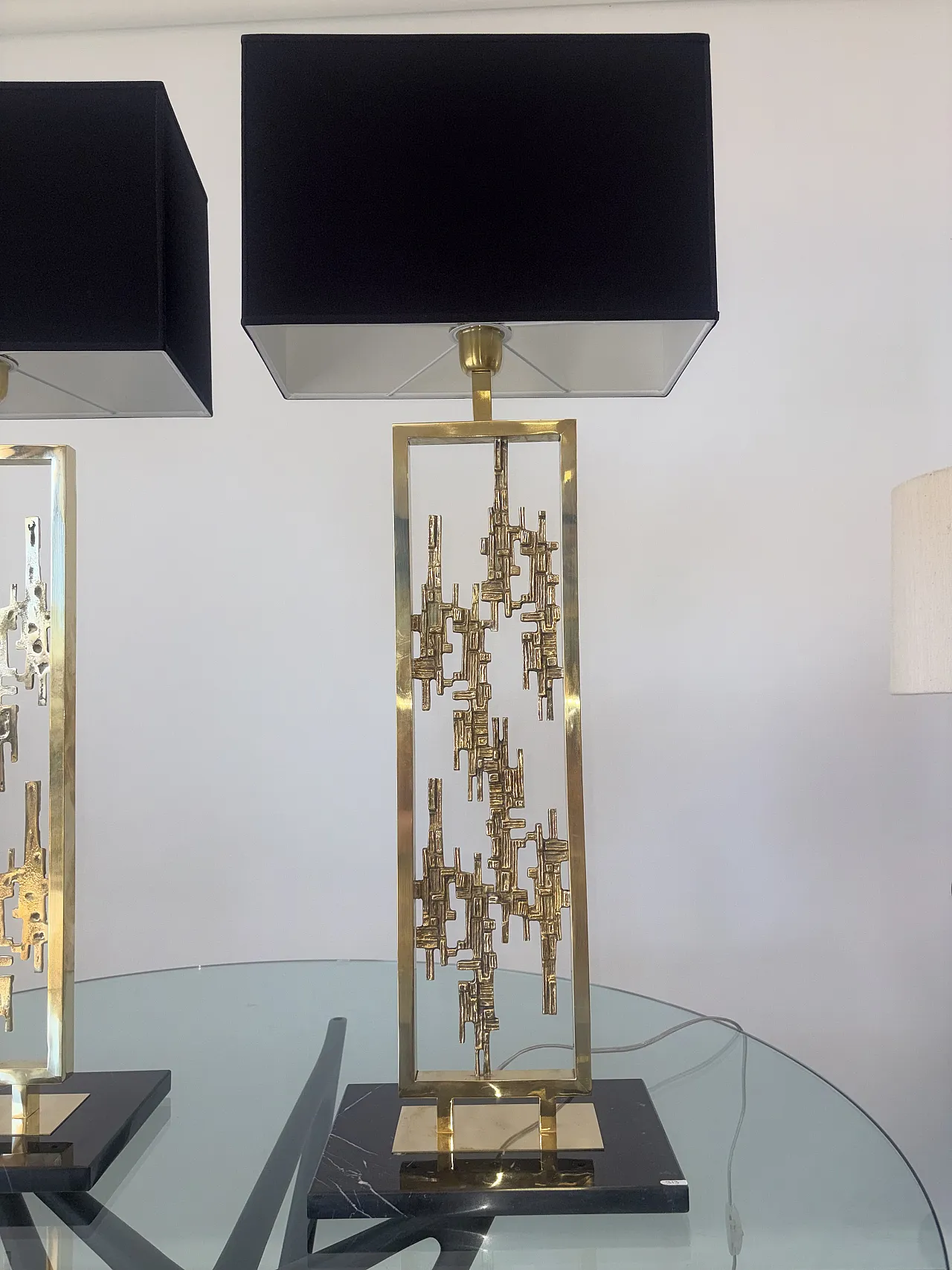 Pair of brass and marble table lamps, 1980s 3