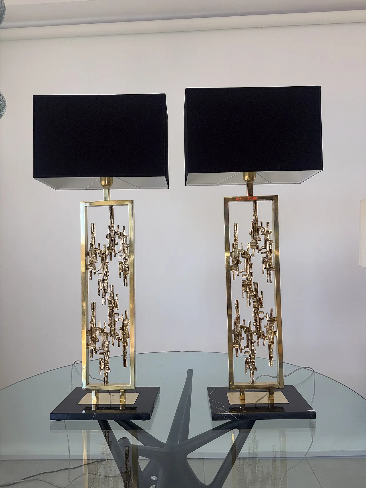 Pair of brass and marble table lamps, 1980s 9