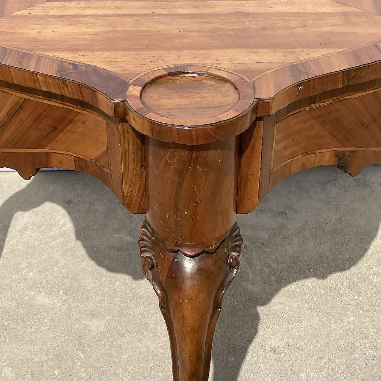 Venetian game table, 18th century 8