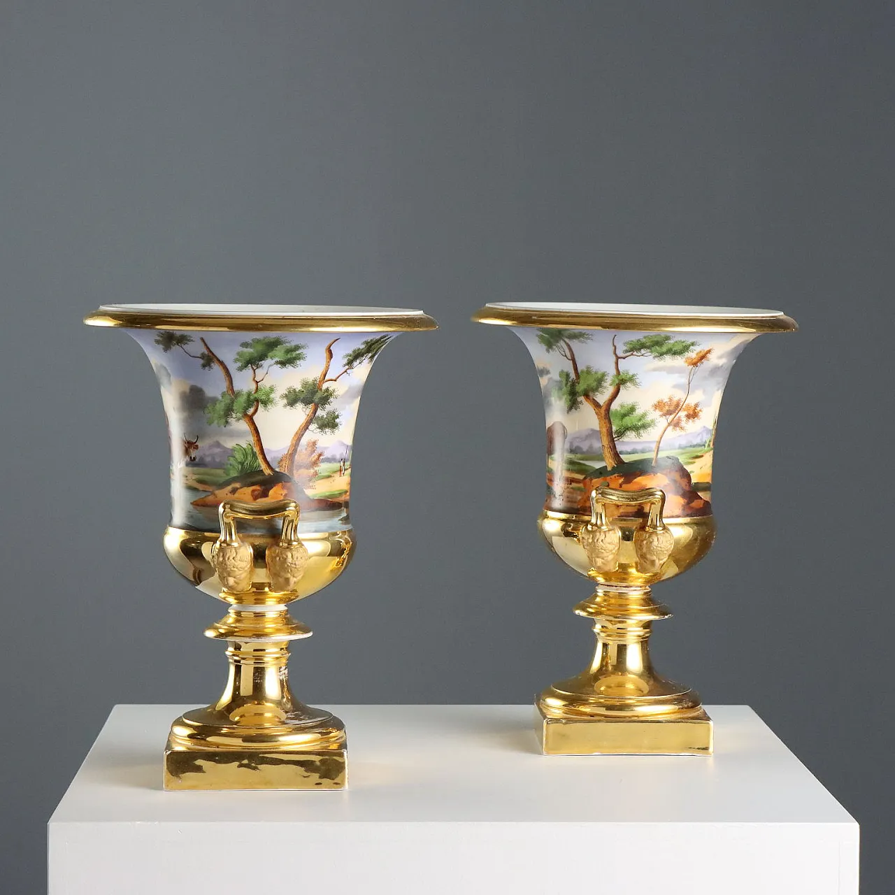Pair of porcelain crater vases, 19th century 3