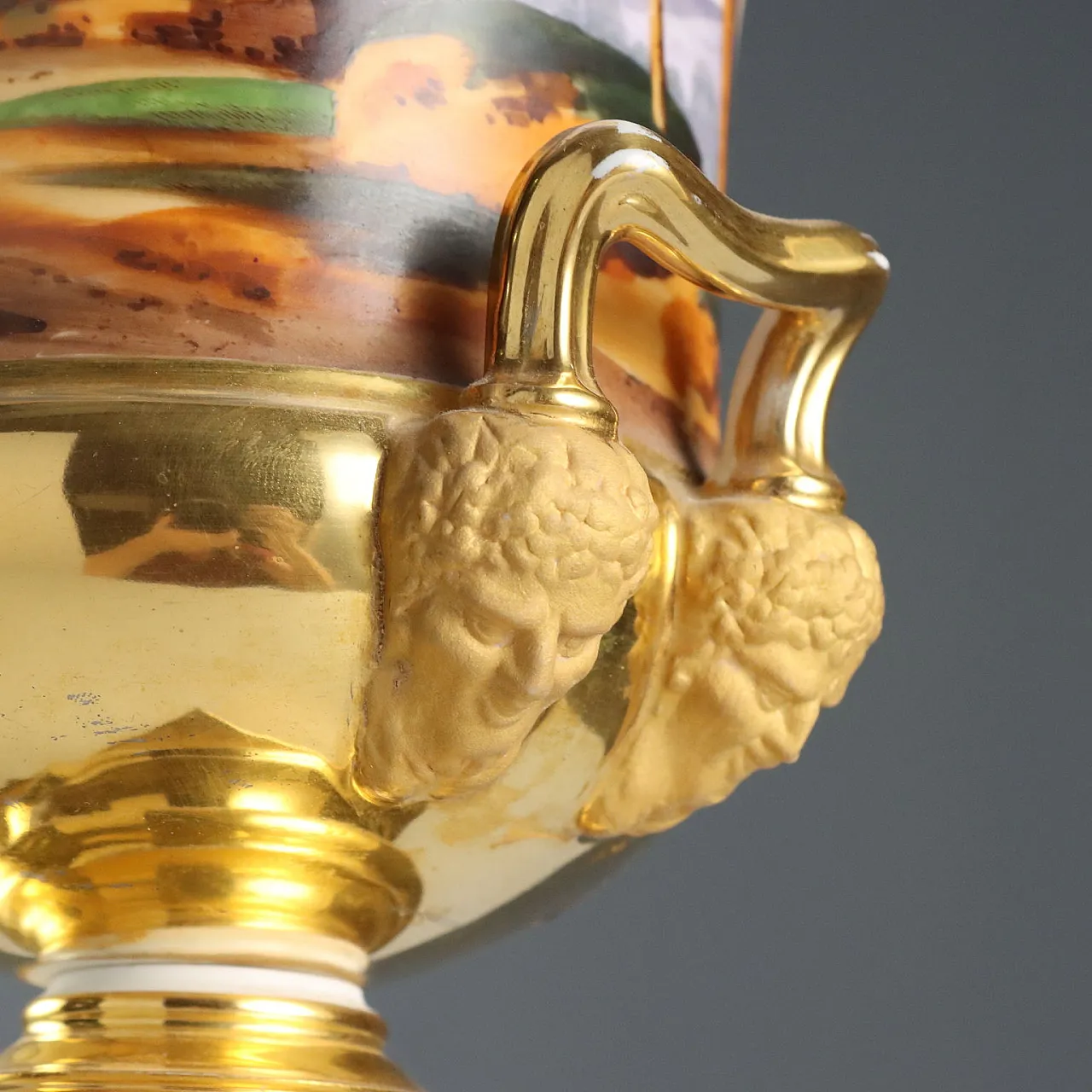 Pair of porcelain crater vases, 19th century 7