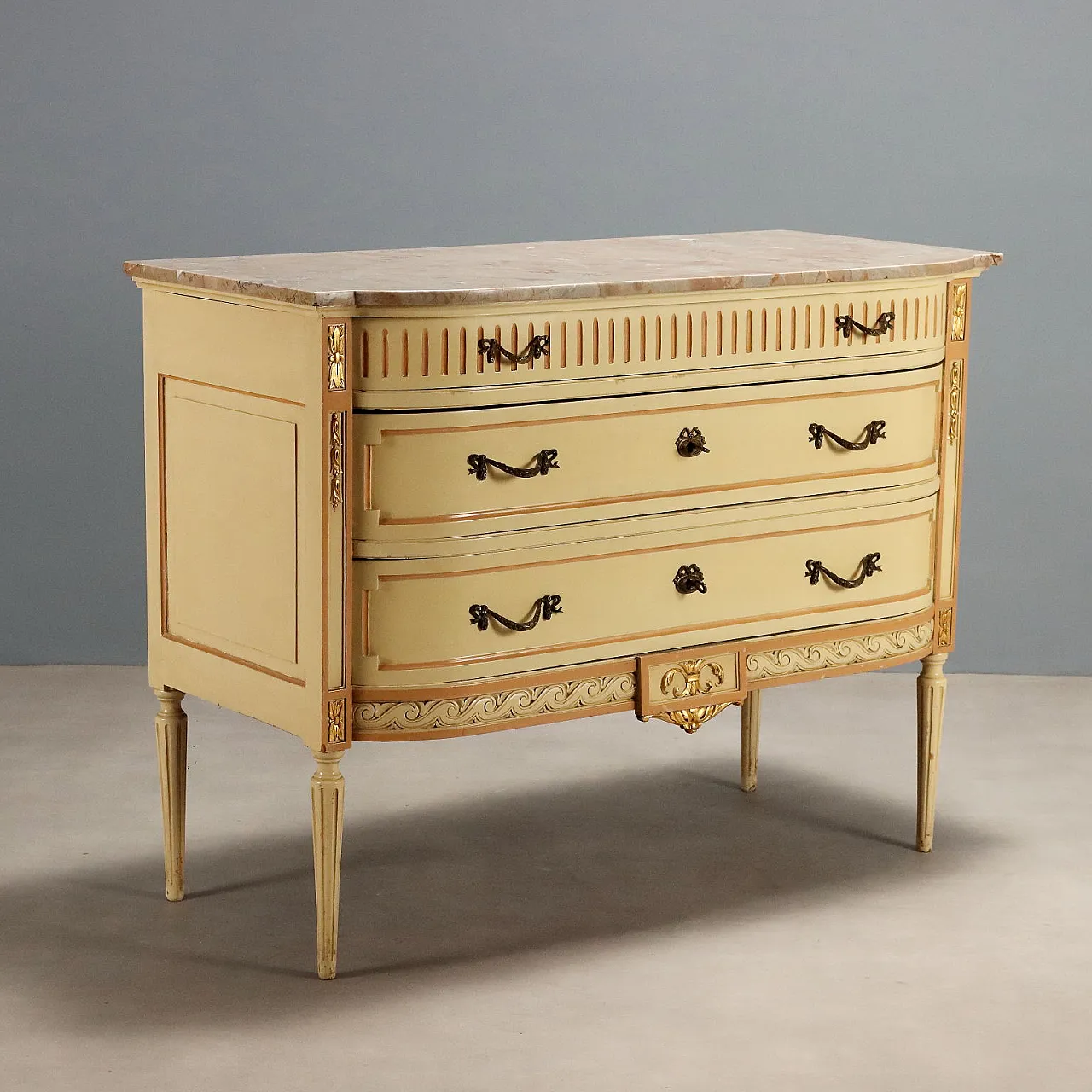 Chest of drawers in lacquered Neoclassical style, 20th century 1