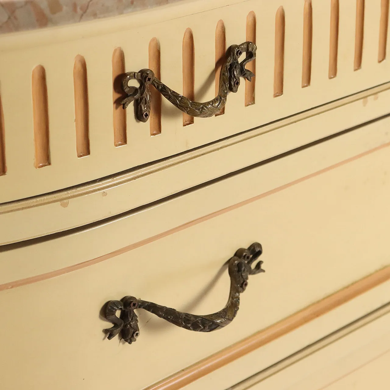 Chest of drawers in lacquered Neoclassical style, 20th century 7