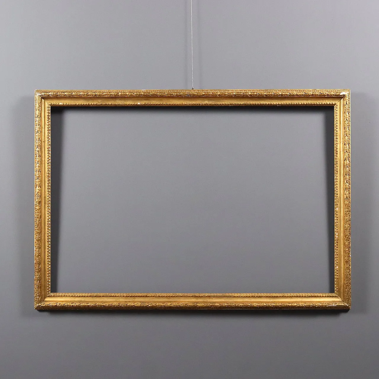 Carved and gilded wooden frame, 19th century 1