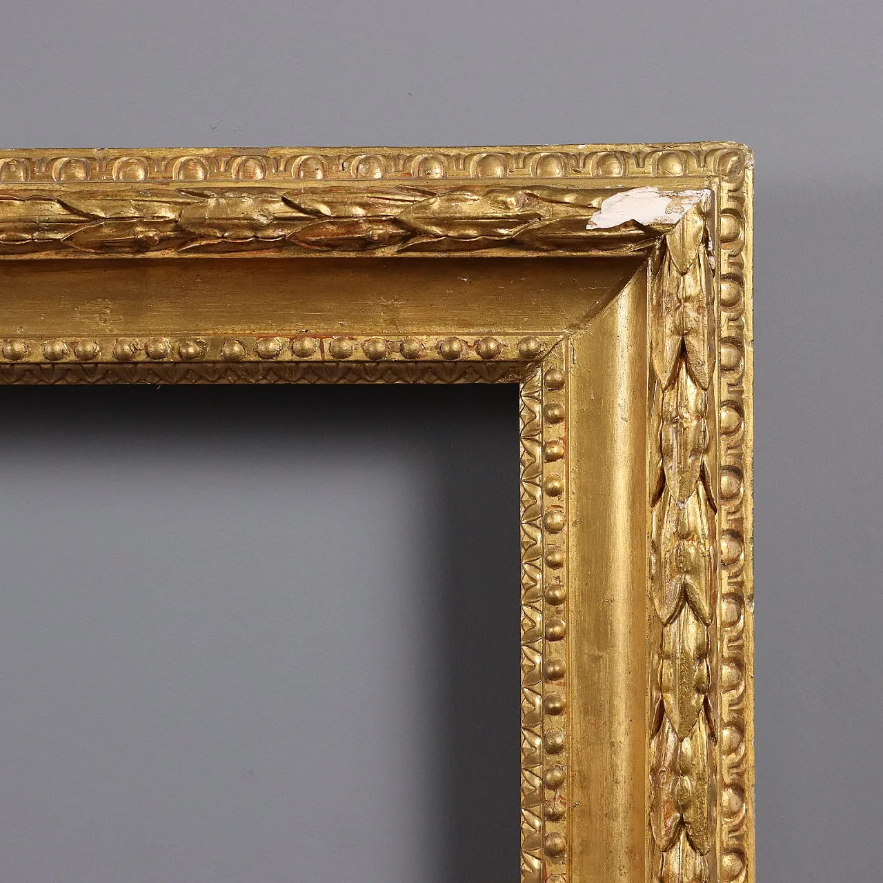 Carved and gilded wooden frame, 19th century 4