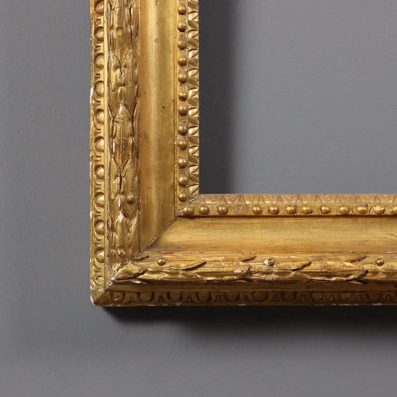 Carved and gilded wooden frame, 19th century 5