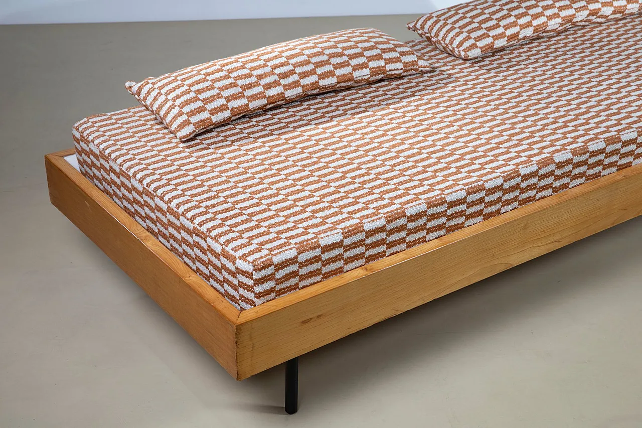 Mid-Century Modern daybed in beech and metal, 1950s 9
