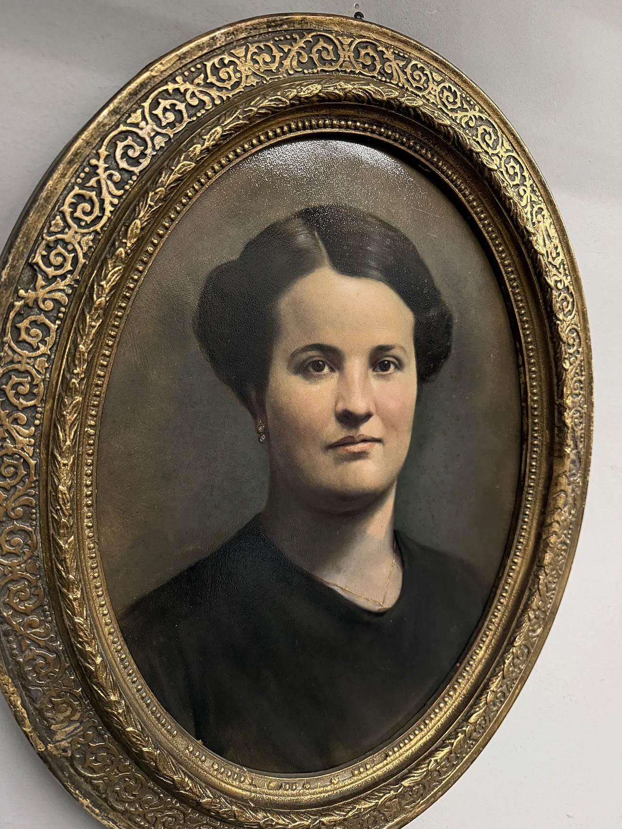 Dipinto olio su tavola ovale raffigurante donna, '800 2