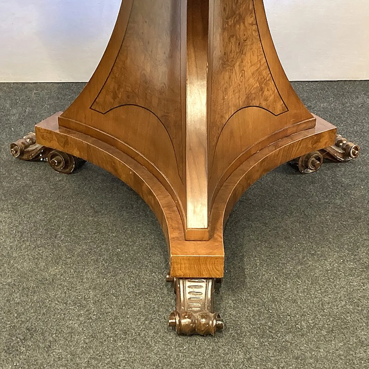 Round birch table, late 19th century 7