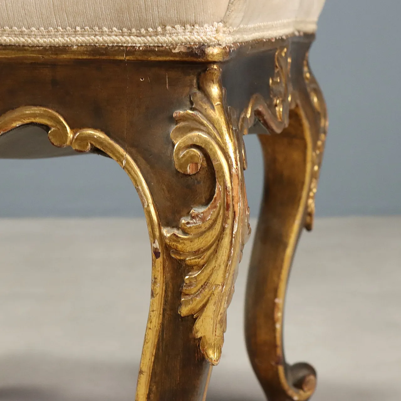 Pair of Eclectic stools in carved and gilded wood, 19th century 4