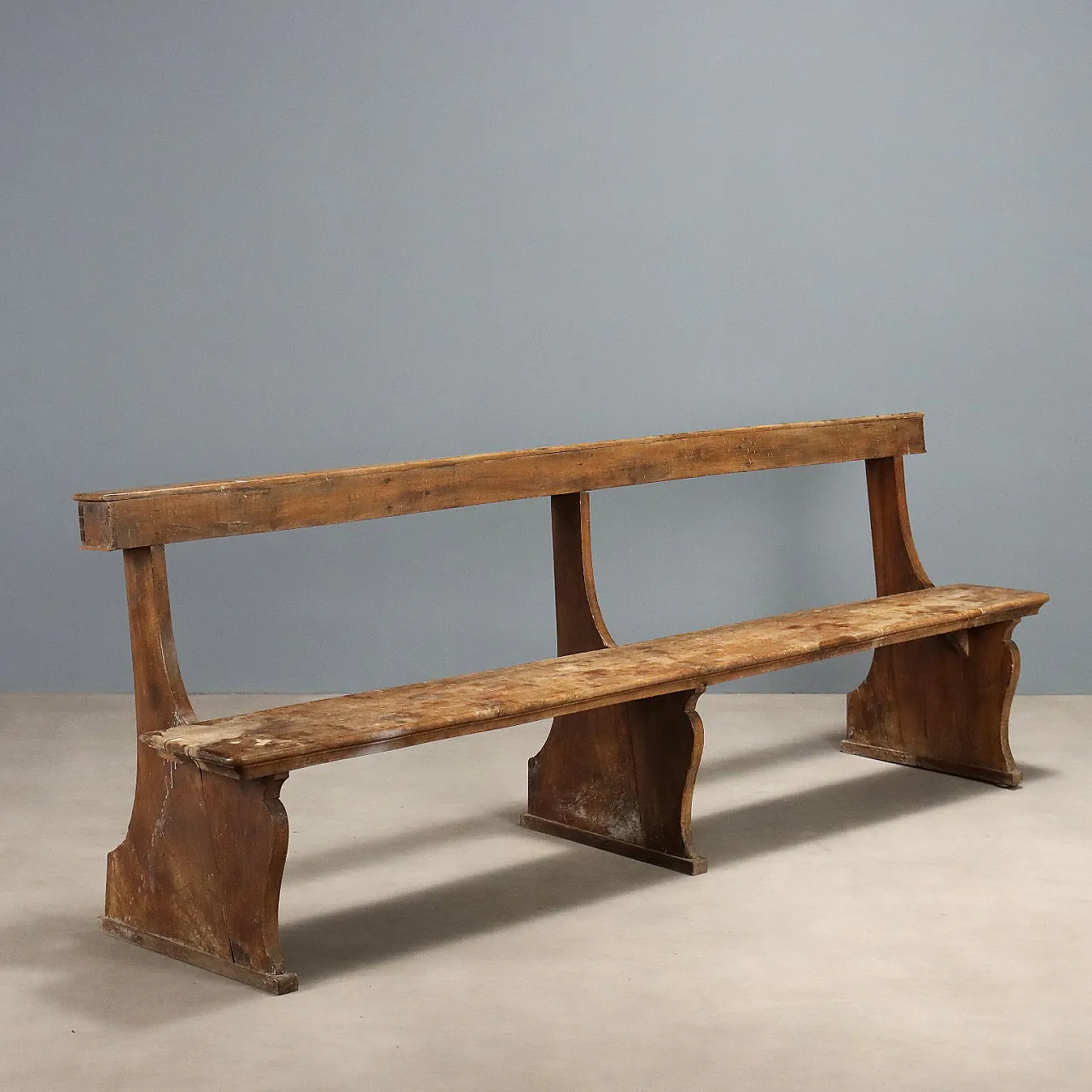 Walnut bench, early 19th century 1