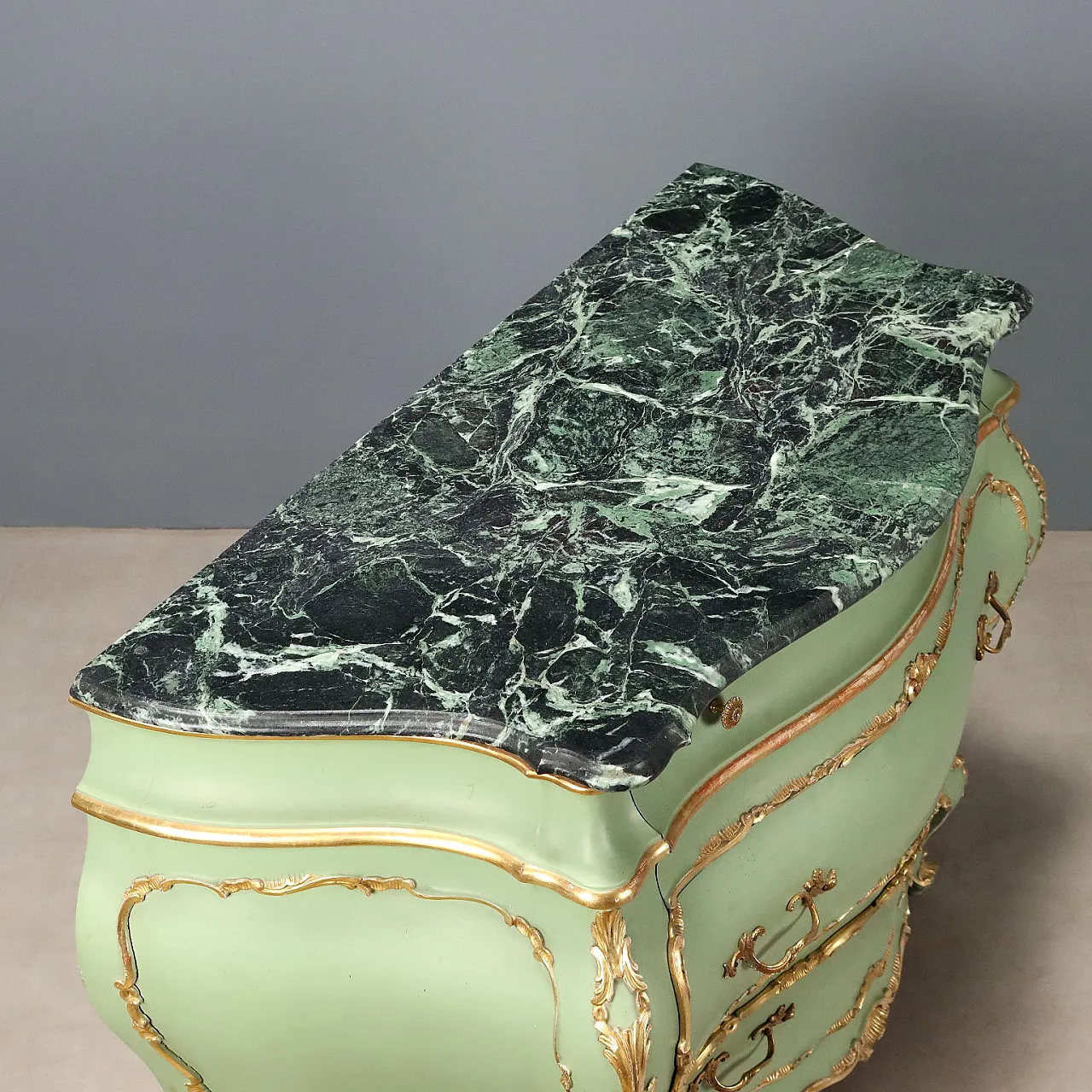 Lacquered and gilded Baroque style chest of drawers, 19th century 8